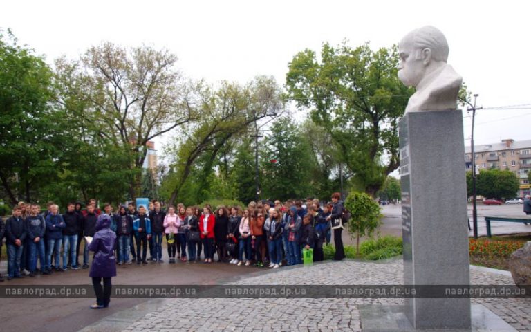 Как в Павлограде отметили годовщину перезахоронения Тараса Шевченко (ФОТО)