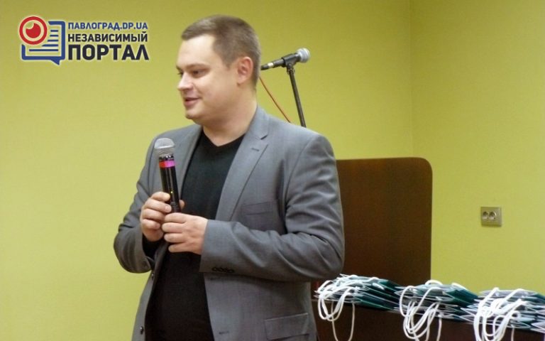 Павлоградский военкомат отправил на срочную службу первых призывников (ФОТО и ВИДЕО)
