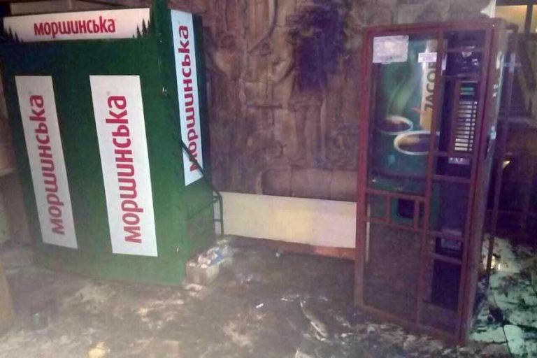 Пожар в больнице Днепра: эвакуированы люди (фото)