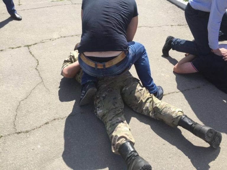 В Днепре на «горячем» поймали подполковника