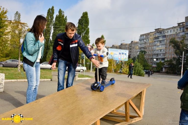 В Днепре прошли семейные соревнования: как это было
