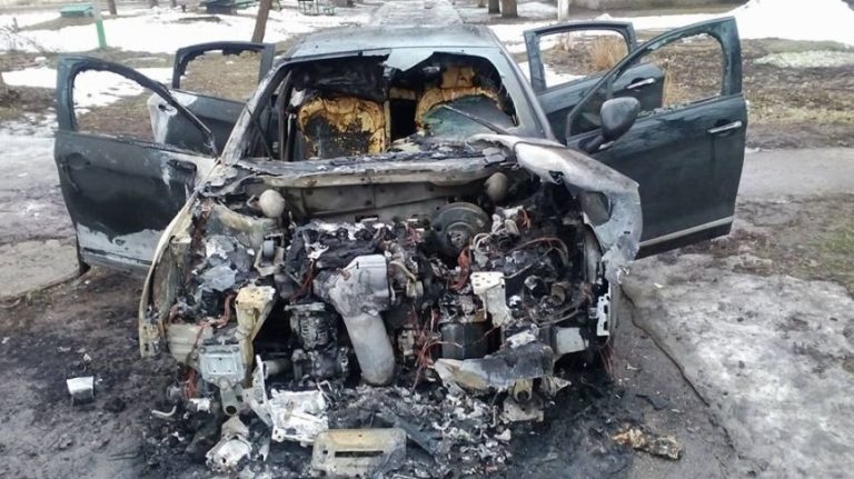 В Днепропетровской области сожгли машину еще одного редактора