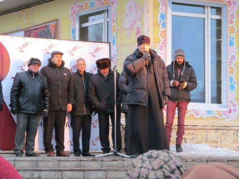 В Кривом Роге прославляли Бога за рождение Иисуса и молились за мир в Украине