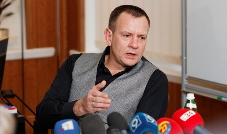 Весеннее обострение у днепровских политиков: драки, скандалы, интриги