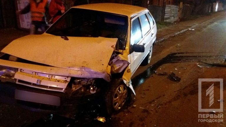 Жесткое ДТП: водитель внедорожника  «Kia» протаранил «ВАЗ» (фото)