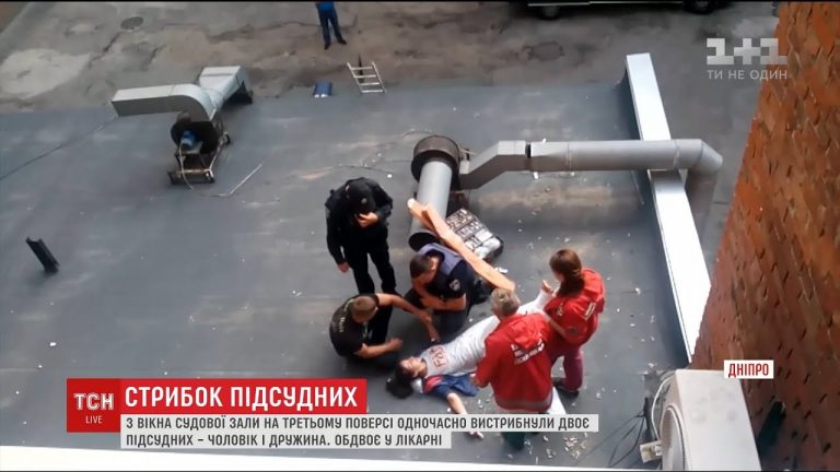 «Князь Владимир Великий» и «козацька варта» стали участниками шоу-программы в Кривом Роге