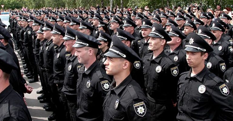 Криворожан пригласили пополнить ряды патрульных полицейских