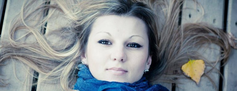 Криворожан призывают помочь девушке в борьбе за жизнь