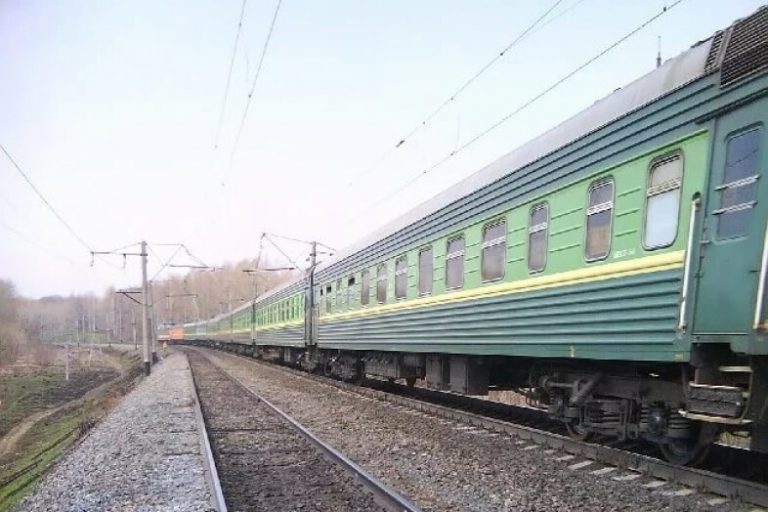 «Укразализныця» временно ввела дополнительный рейс поезда Днепр — Кривой Рог — Одесса