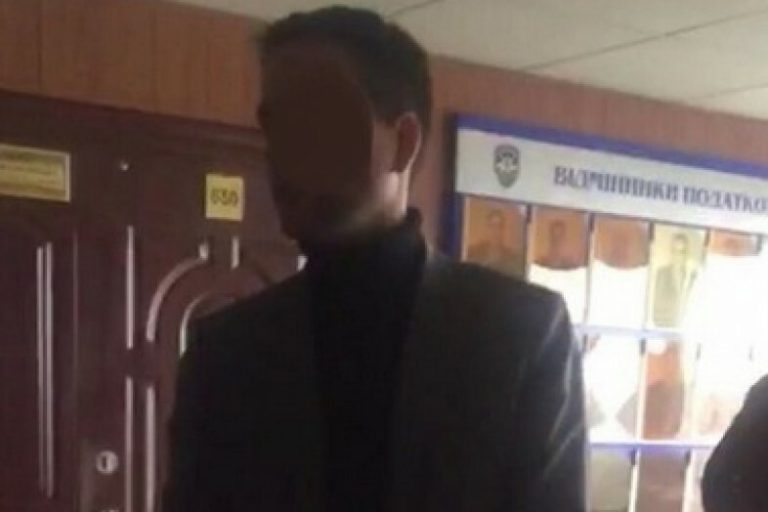 В Днепре арестовали чиновника Криворожского горисполкома