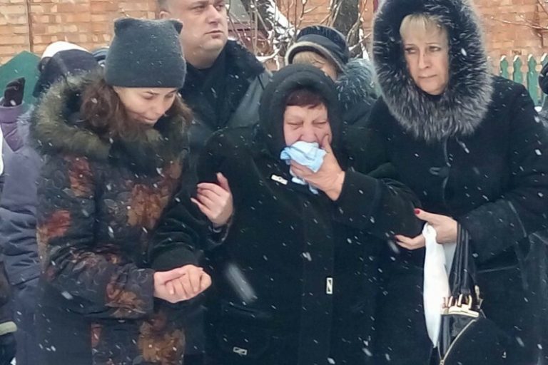 Криворожане простились с Андреем Кравченко, погибшим в АТО более 2 лет назад