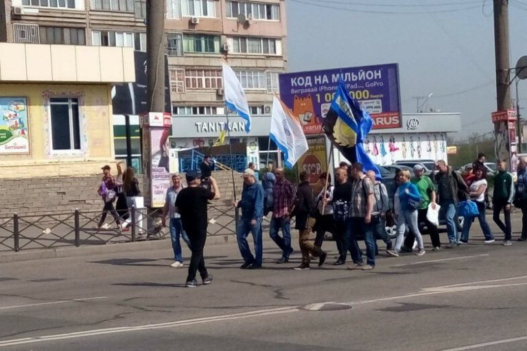 Криворожане требовали повышение зарплаты: «Нам в месяц платит Арселор по 200 евро – вот позор!»