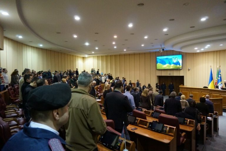 Мэр Кривого Рога перенес пленарное заседание на неопределенный срок