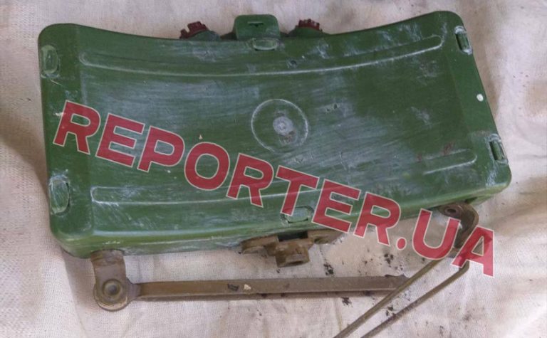 В Днепре во дворе дома нашли мину
